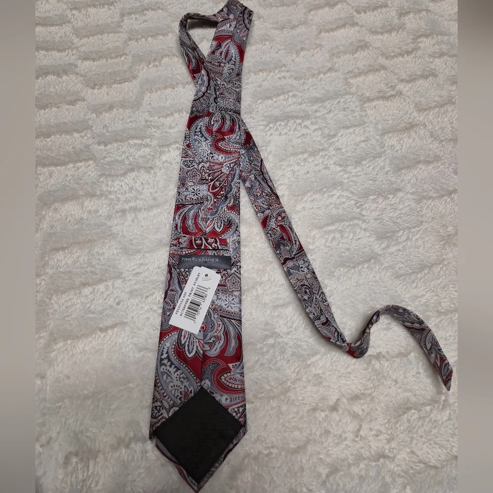 Perry Ellis Paisley Tie in Red, White,‎ and Gray
